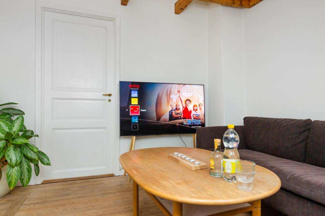 Come Stay In Penthouse With Room For 2-People Århus Εξωτερικό φωτογραφία